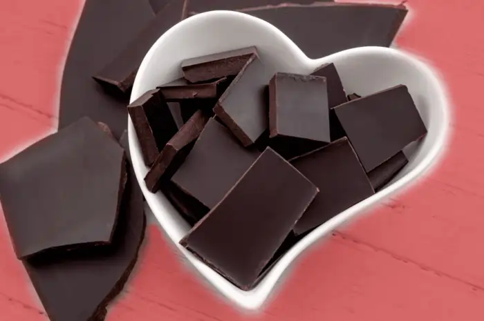 15 Science-Proven Anti-Aging Foods That Supercharge Your Vitality 12 Dark Chocolate (70%+ Cacao): The Sweet Defender